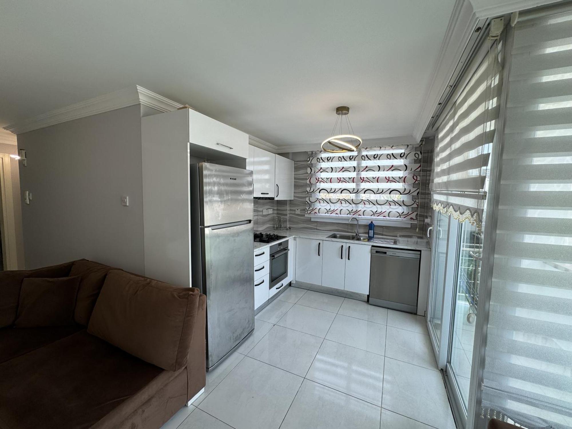 B Unique Twins Apartment ไคริเนีย ภายนอก รูปภาพ
